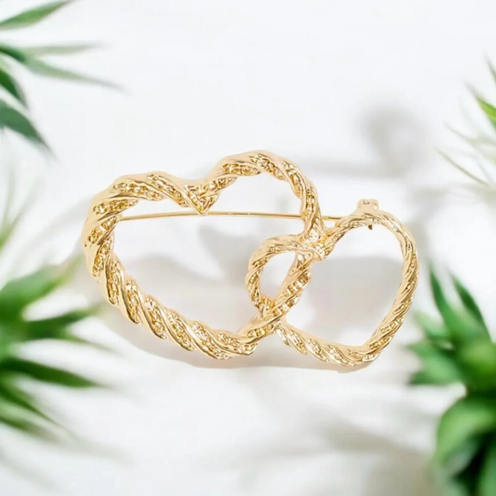 🆕J. Crew Heart Brooch - Picture 4 of 15